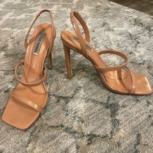 Steve Madden tan/nude open toe heels - Size 8